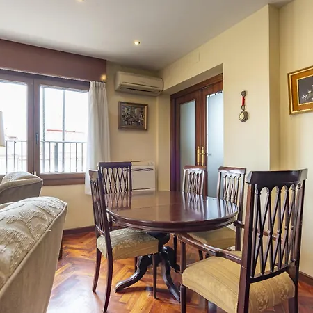 Gran Atico En El Soho De 7 アパート マラガ