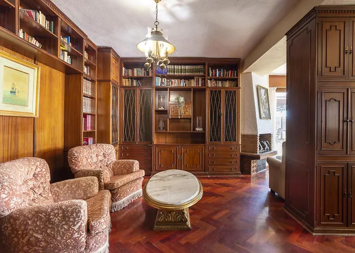 Gran Atico En El Soho De 7 Apartment *